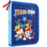 Vybavené pouzdro na tužky a školní potřeby Tlapková patrola - Paw Patrol - motiv Team Paw. Penál má jeden zip, ale uvnitř je rozdělený přepážkou na dva oddíly. V jednom oddílu je 10 barevných fixek a poznámkový blok, v druhém oddílu je 10 barevných pastelek, 2 obyčejné tužky HB, ořezávátko, guma, pravítko a plastové nůžky na papír. Vše (krom nůžek) samozřejmě označené logem Paw Patrol, obrázkem některého z psích hrdinů, nebo alespoň otiskem psí tlapky a proto si je váš chlapeček ve škole, v družině, nebo jinde při kreslení s kamarády snadno pozná.
TIP • Pokud si i vaše dítě oblíbilo příběhy Tlapkové Patroly, prohlédněte si celou naši nabídku produktů s motivem Paw Patrol.