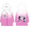 Dětská pláštěnka Disney - Minnie Mouse - Best Couple Ever. Je vyrobena z měkkého, ale přesto pevného PVC. Má zapínání na druky a větrání v podpaží. Materiál je transparentní s růžovým nádechem ze spodní strany nahoru do ztracena. Z přední strany ji zdobí portrét legendární myšky Minnie, ze zadní strany je také obrázek Minnie i s myšákem Micky a nápis Best couple ever, což v překladu znamená Nejlepší pár navždy. Tuto pláštěnku pro holky dodáváme ve velikostech 98/104, 110/116, nebo 122/128.
Upozornění: Cena tohoto zboží se může lišit podle velikosti. Pro zjištění ceny zvolte Vámi požadovanou velikost.
TIP • Pokud si i Vaše holčička oblíbila příběhy ze studia Walt Disney, prohlédněte si celou naši nabídku produktů s motivem Mickey &amp; Minnie.