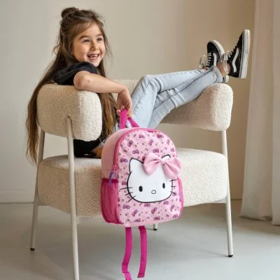 Dívčí batoh Hello Kitty s 3D mašlí