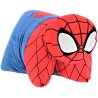 Multifunkční 3D polštářek Spider-Man vyrobený z jemného mikroplyše. Rozložený polštář lze využít k relaxaci. Po složení a zapnutí suchým zipem na spodní straně vznikne plyšová postavička na hraní, nebo jako dekorace.